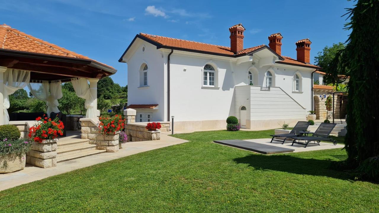 Holiday Apartment Villa Bianca Пазин Екстериор снимка