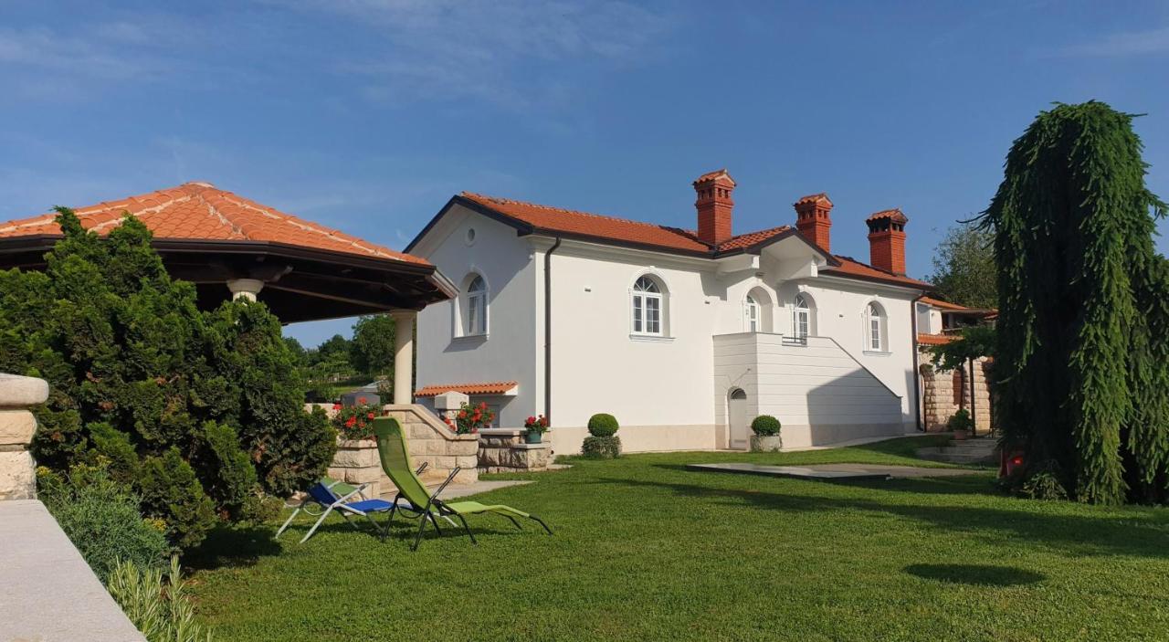 Holiday Apartment Villa Bianca Пазин Екстериор снимка