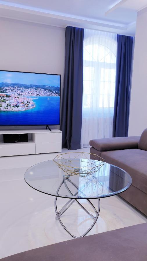 Holiday Apartment Villa Bianca Пазин Екстериор снимка