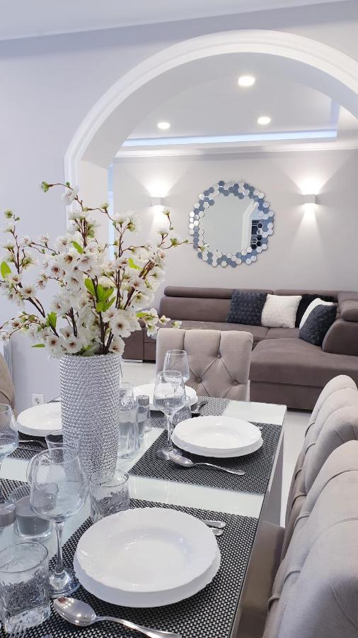 Holiday Apartment Villa Bianca Пазин Екстериор снимка