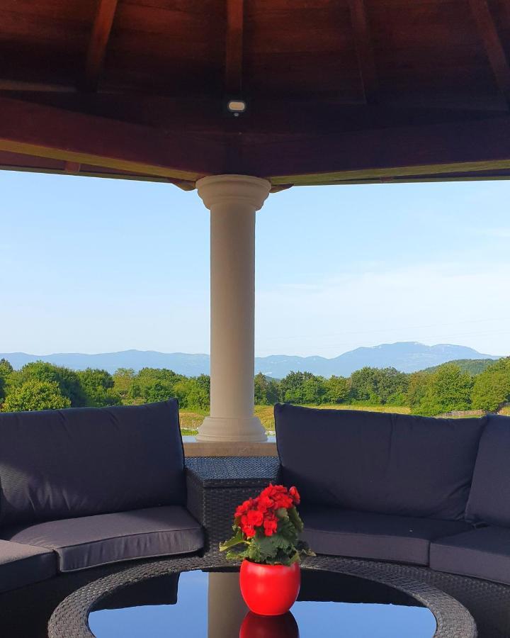 Holiday Apartment Villa Bianca Пазин Екстериор снимка